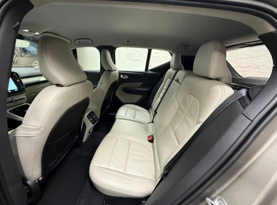 195586336_hd.jpg 195586336_hd.jpg