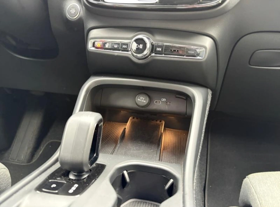 197603855_hd.jpg 197603855_hd.jpg