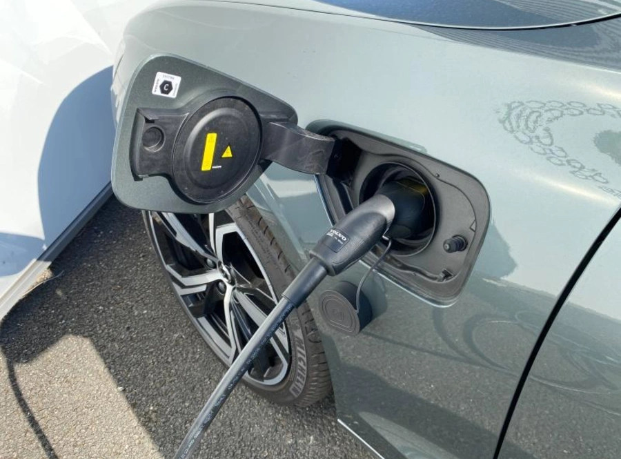 194281098_hd.jpg 194281098_hd.jpg