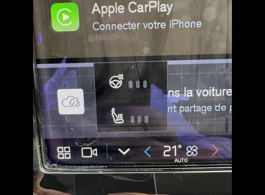 422e55075c0abacd670113f81f769ad336250c205cf2395f7dbd8132a0e360bf.jpg