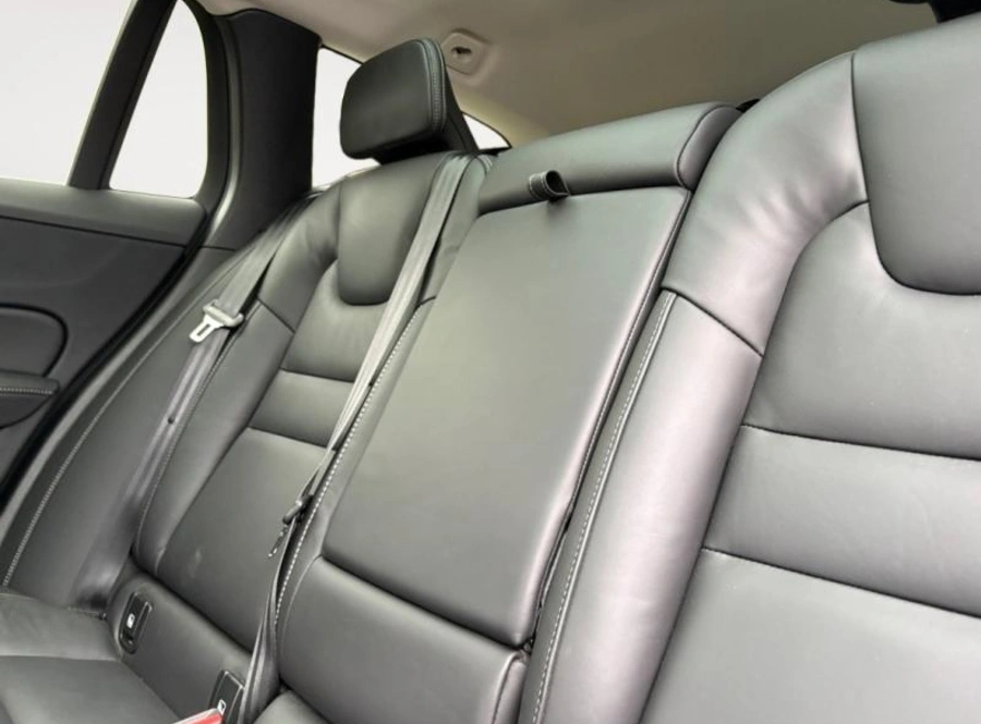 197610058_hd.jpg 197610058_hd.jpg